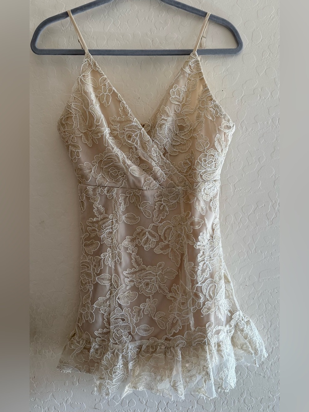 Forever 21, medium, lace floral embroidered mini dress